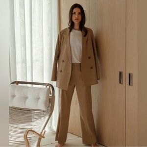 Jenni Kayne Linen Keaton Oversized Blazer in Khaki Tan